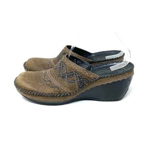 Clarks Mules